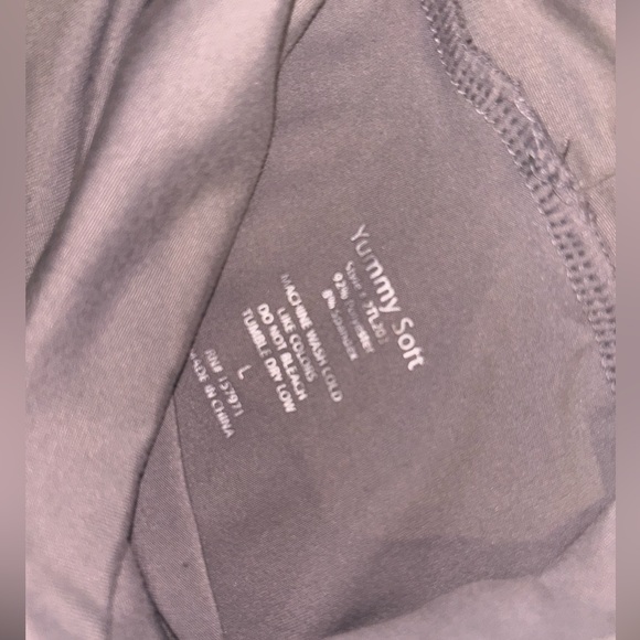 4/$10✨ turtle neck long sleeve - Picture 2 of 2